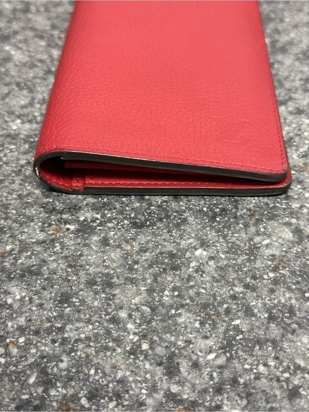 Auth Louis Vuitton Red Taurillon Leather Long Bifold Brazza Wallet Men’s/Unisex